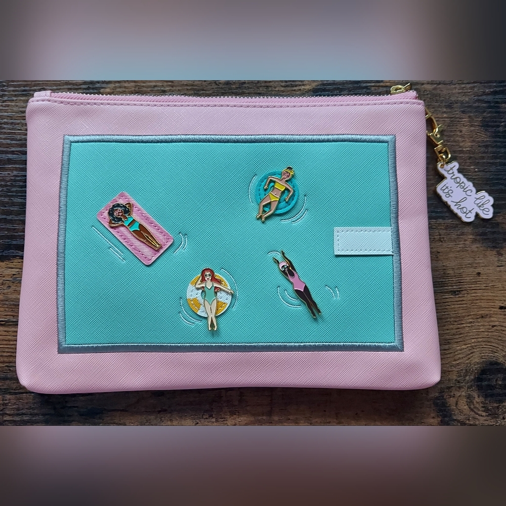 Studio DIY Pink Pool Party clutch